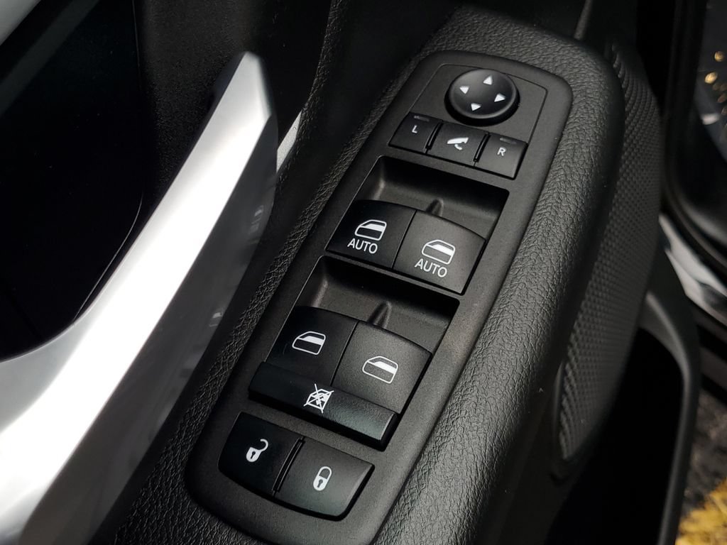 Used 2023 RAM 1500 Big Horn AWD/4WD image 24