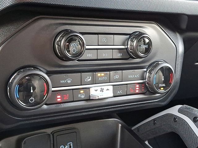 Used 2022 Ford Bronco Outer Banks image 18