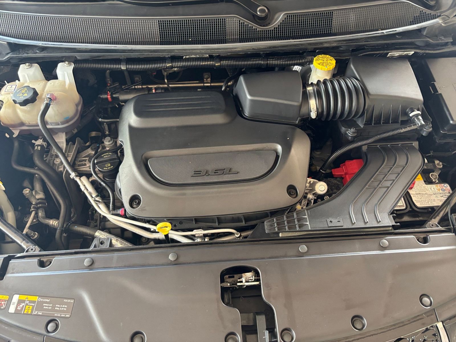 Used 2024 Chrysler Pacifica Touring-L FWD image 35