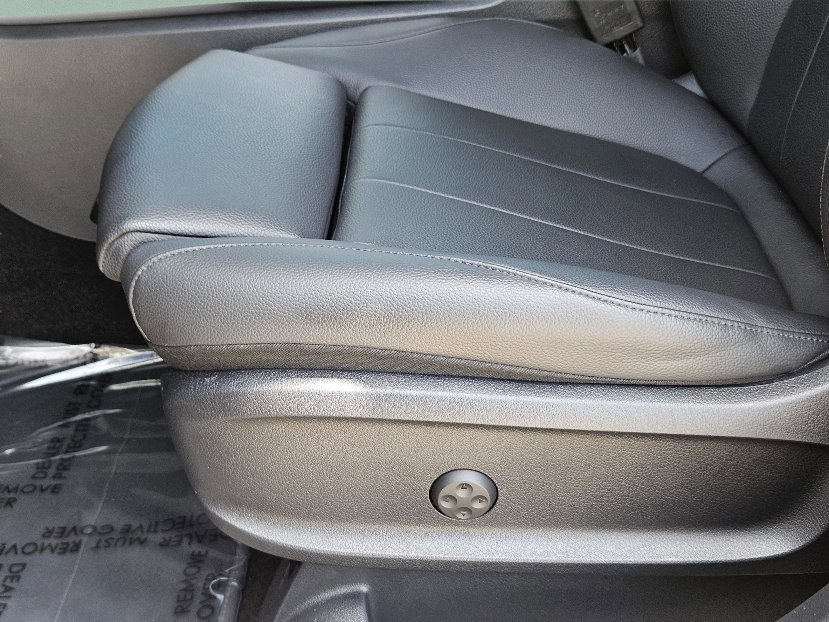 Certified 2025 Mercedes-Benz GLB 250 image 16