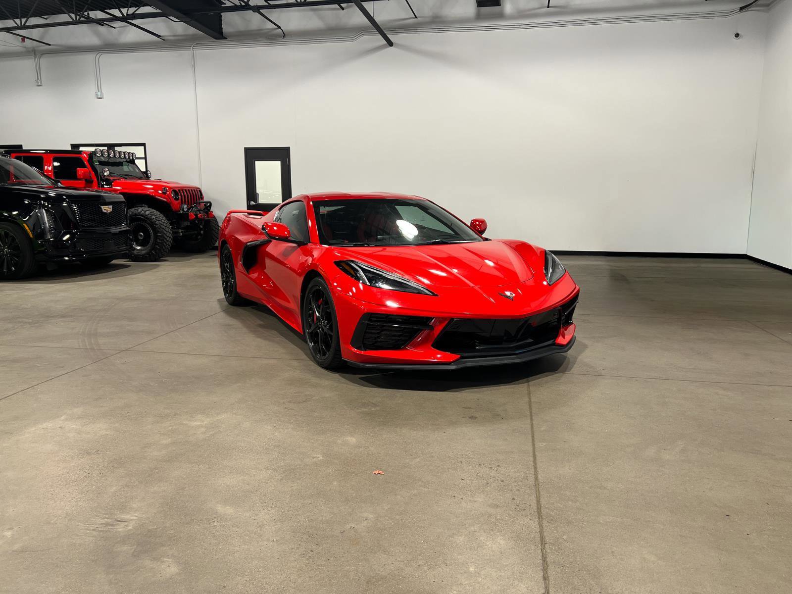 Used 2020 Chevrolet Corvette Stingray Premium Cpe w/ 3LT Preferred Equipment Group image 1