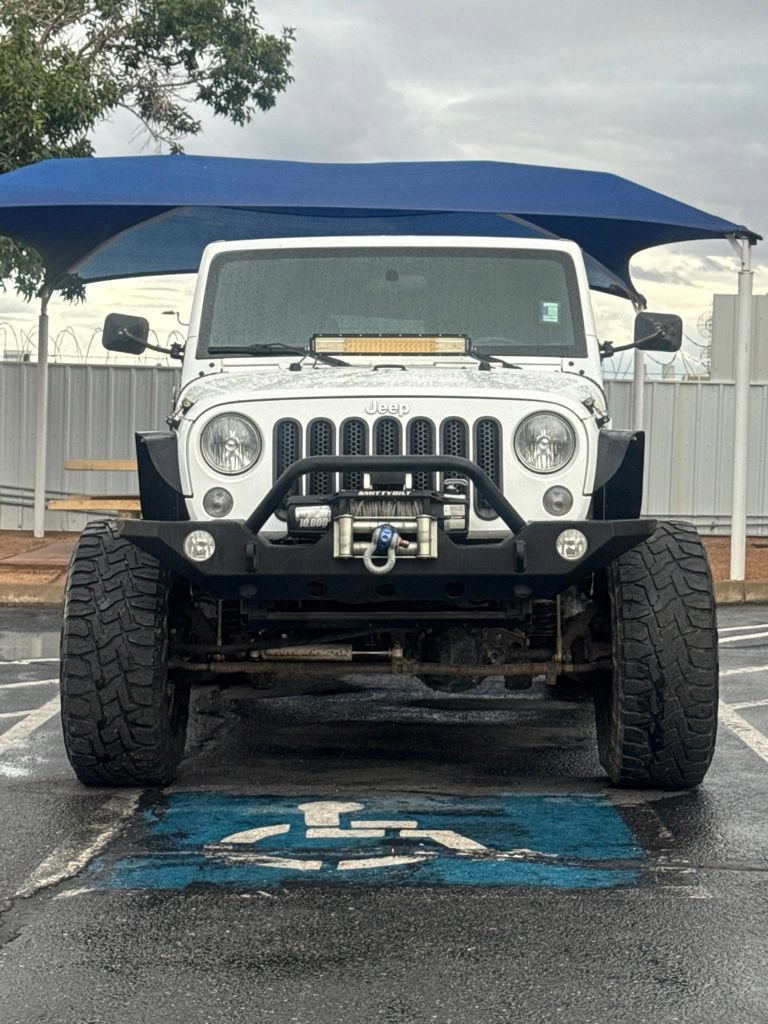 Used 2015 Jeep Wrangler Unlimited Sport AWD/4WD image 3
