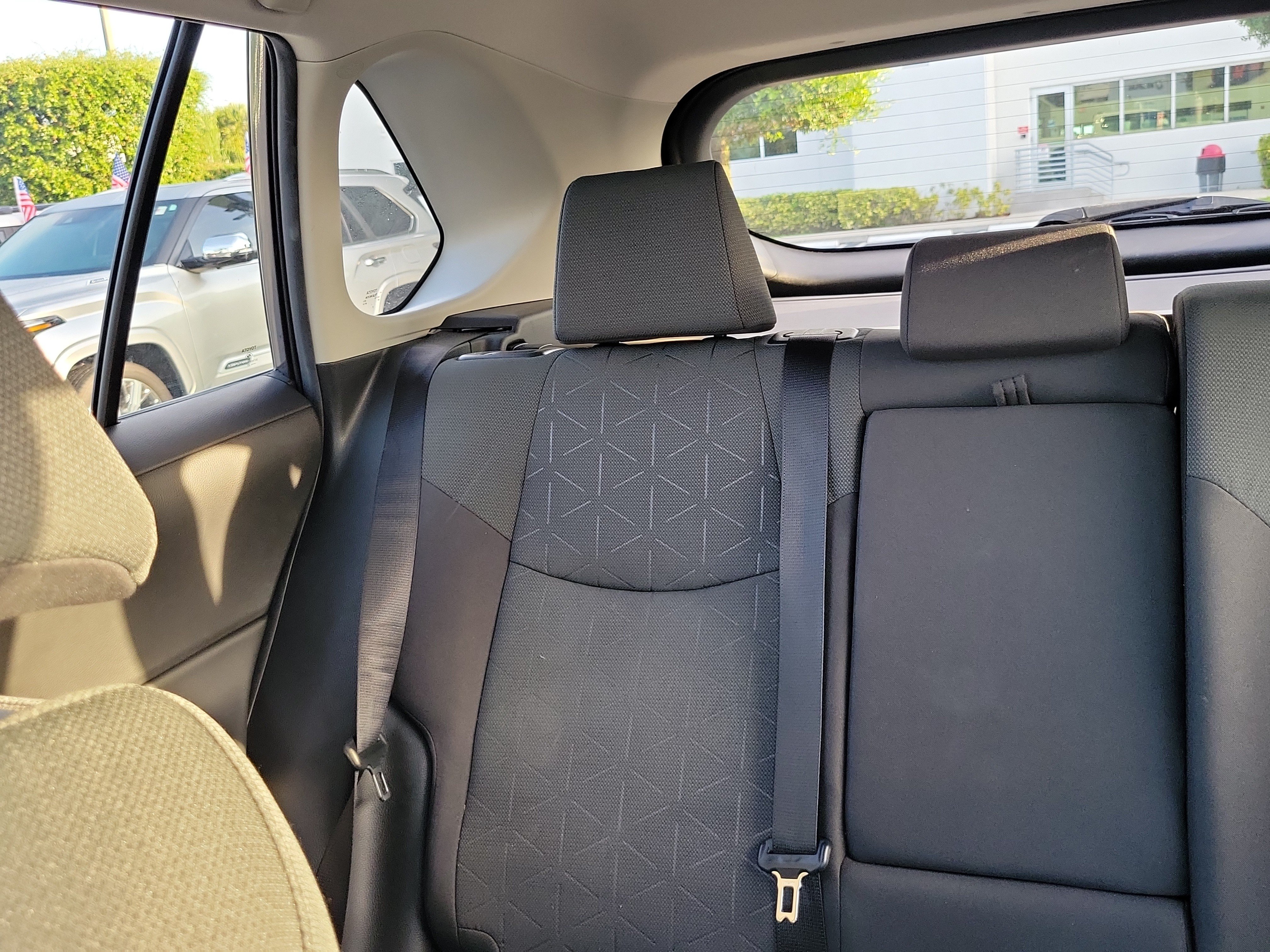 Used 2023 Toyota RAV4 XLE FWD image 20