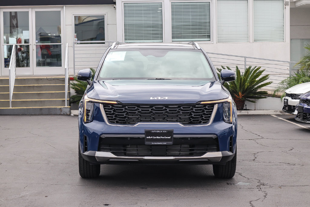Certified 2026 Kia Sorento S w/ S Panoramic Sunroof Package AWD/4WD image 2