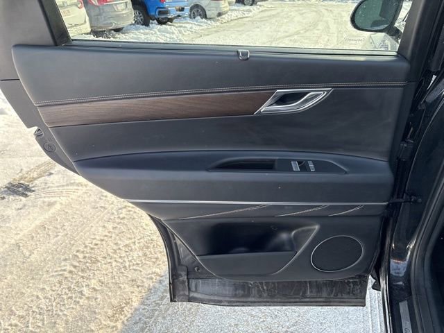 Used 2024 Genesis GV80 2.5T image 20