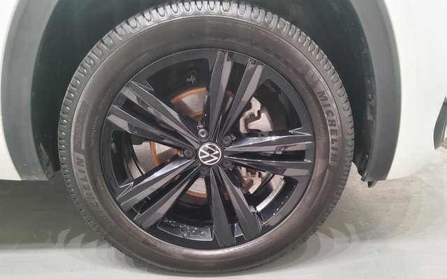 Used 2022 Volkswagen Atlas SEL R-Line image 43