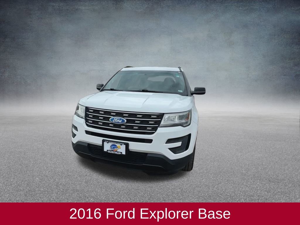 Used 2016 Ford Explorer FWD image 3