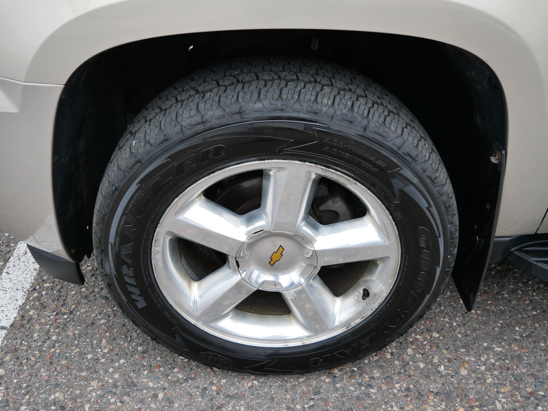 Used 2008 Chevrolet Avalanche LTZ w/ LTZ Preferred Equipment Group AWD/4WD image 8