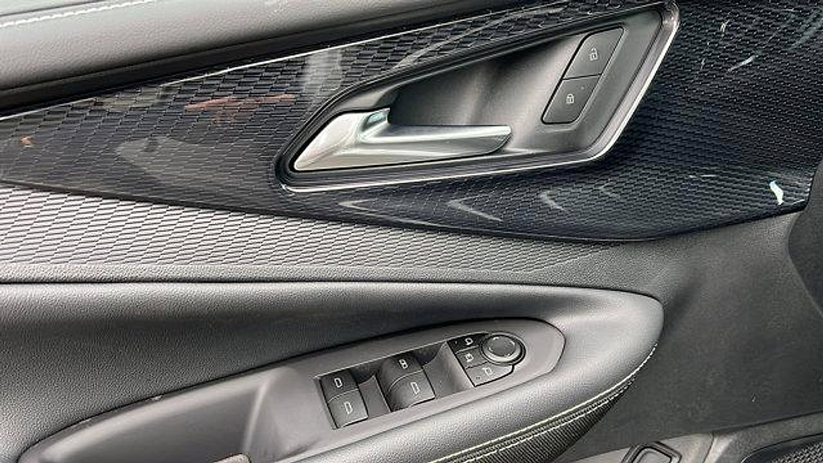 New 2026 Chevrolet Blazer EV LT image 16