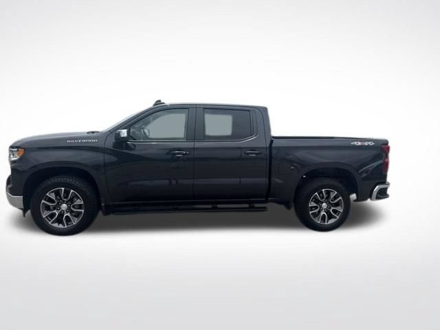 Used 2024 Chevrolet Silverado 1500 LT AWD/4WD image 2