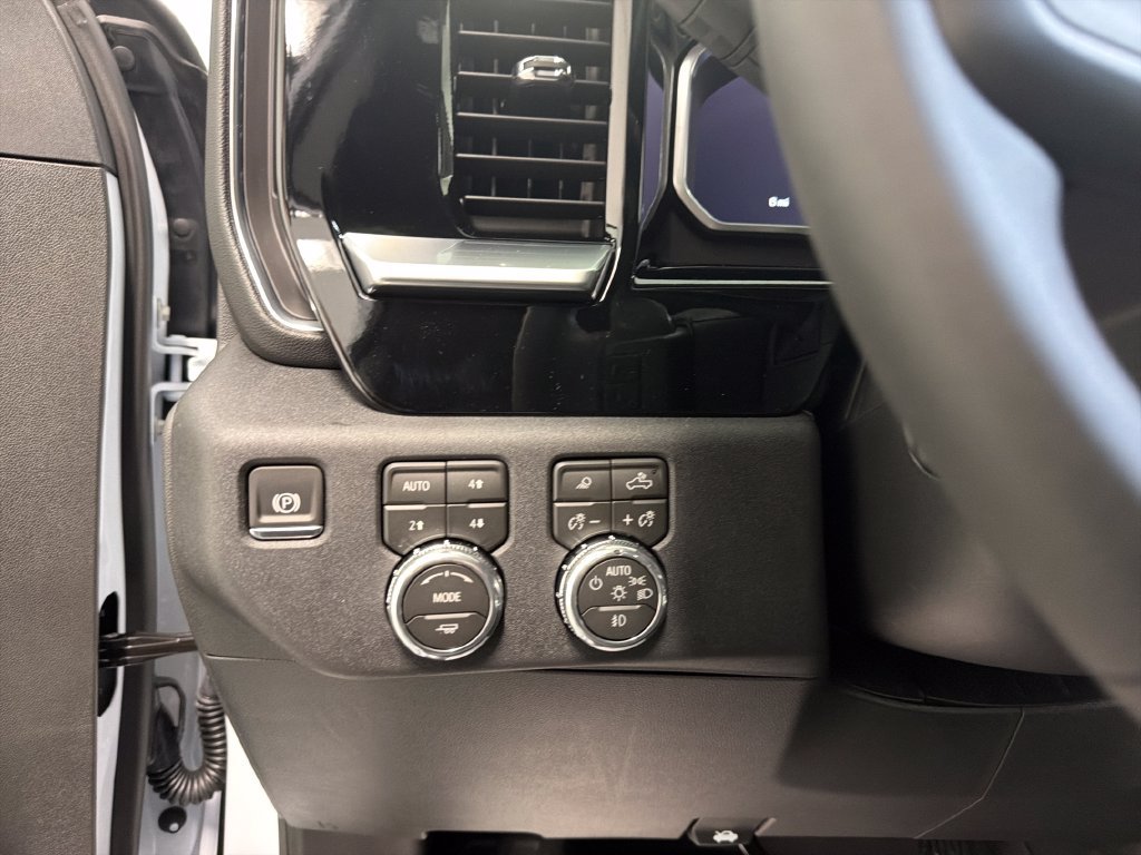 New 2026 GMC Sierra 1500 SLT w/ SLT Premium Package AWD/4WD image 19