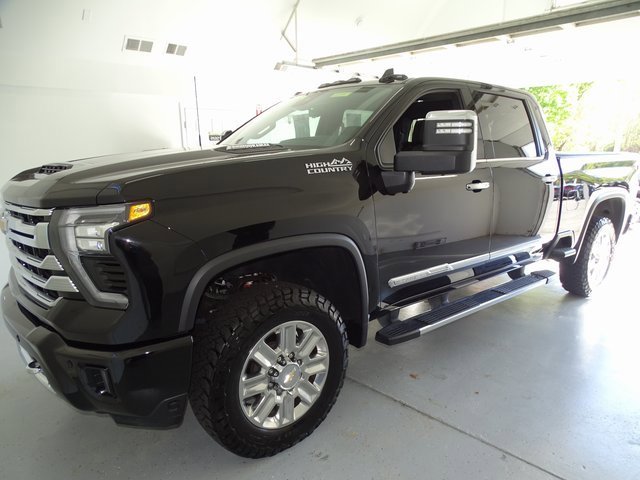 Certified 2025 Chevrolet Silverado 2500 High Country w/ High Country Premium Package image 19