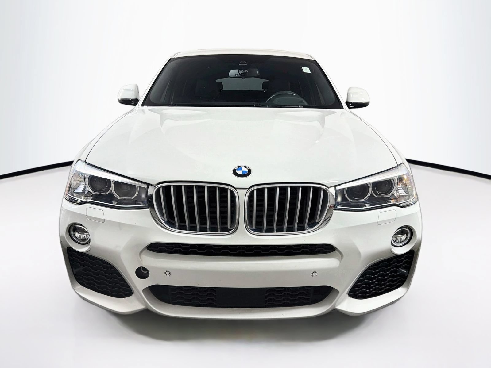 Used 2018 BMW X4 xDrive28i AWD/4WD image 2