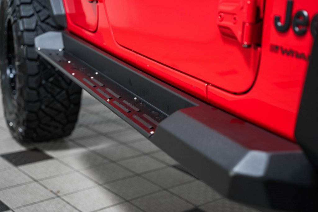 Used 2024 Jeep Wrangler Sport image 17