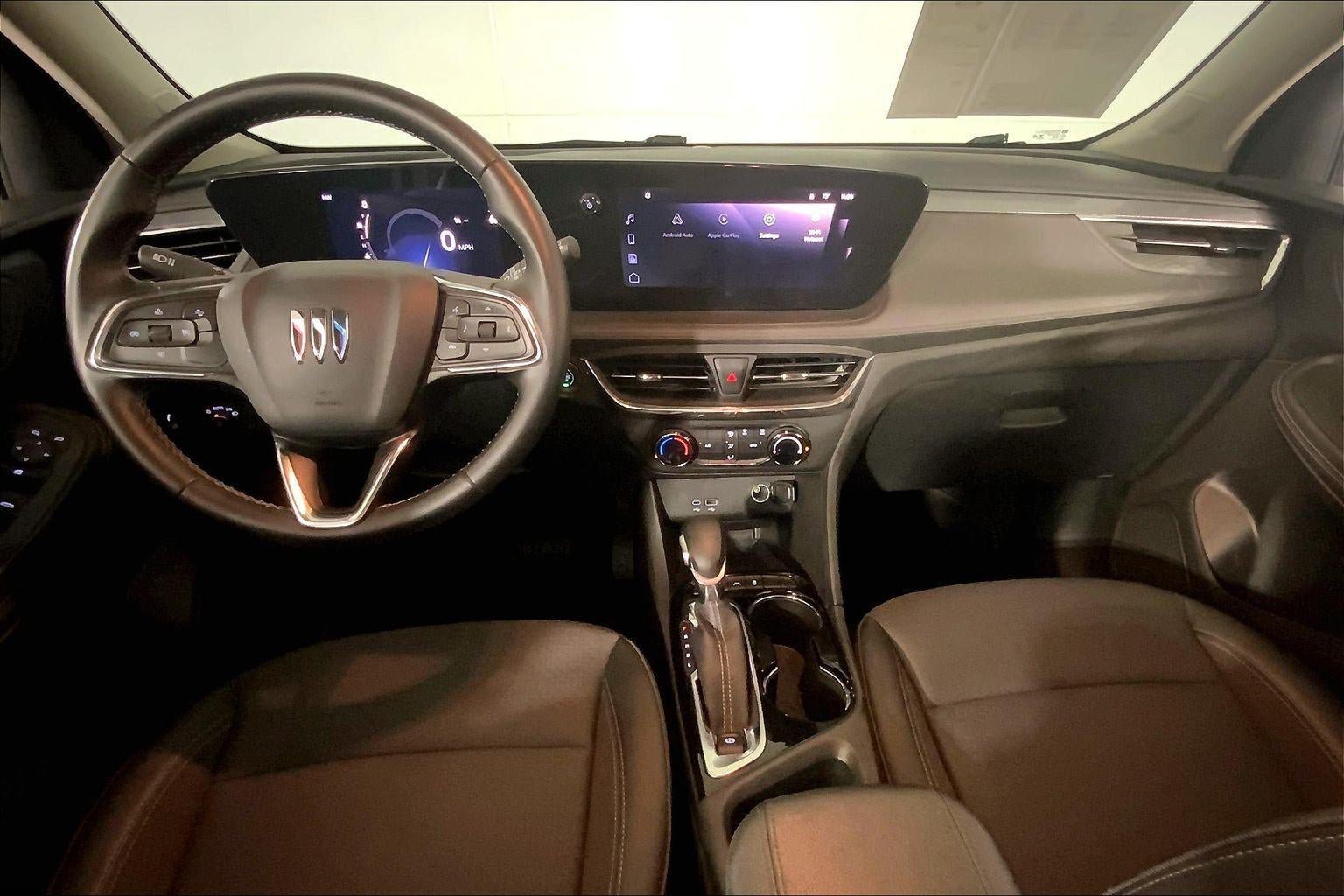 Used 2025 Buick Encore GX Preferred AWD/4WD image 16