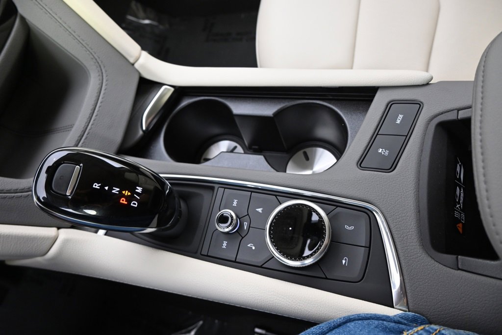 New 2025 Cadillac XT5 Premium Luxury w/ LPO, Floor Liner Package image 30