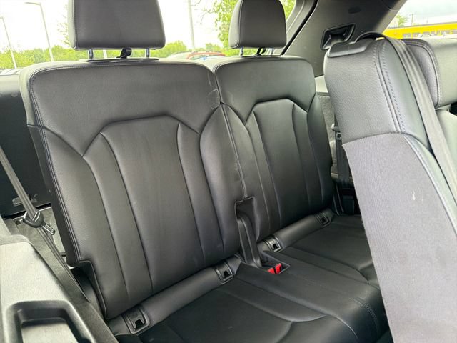 Used 2019 Audi Q7 2.0T Premium w/ Convenience Package AWD/4WD image 29