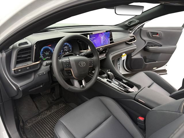 New 2026 Toyota Crown Platinum image 9