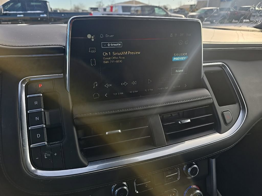 Used 2023 GMC Yukon XL SLE image 22