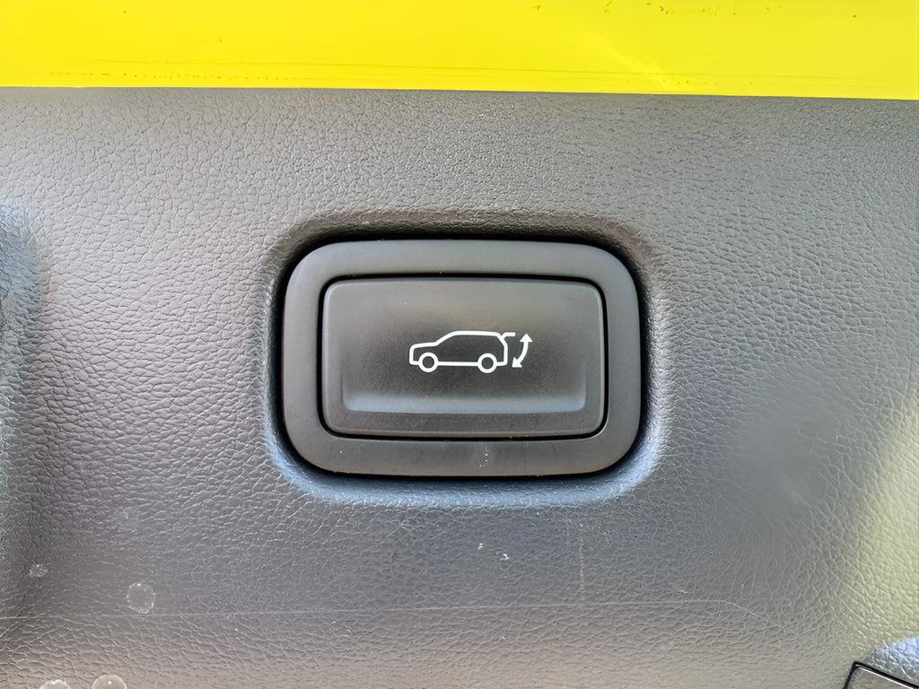 Certified 2024 Hyundai Kona Limited AWD/4WD image 11