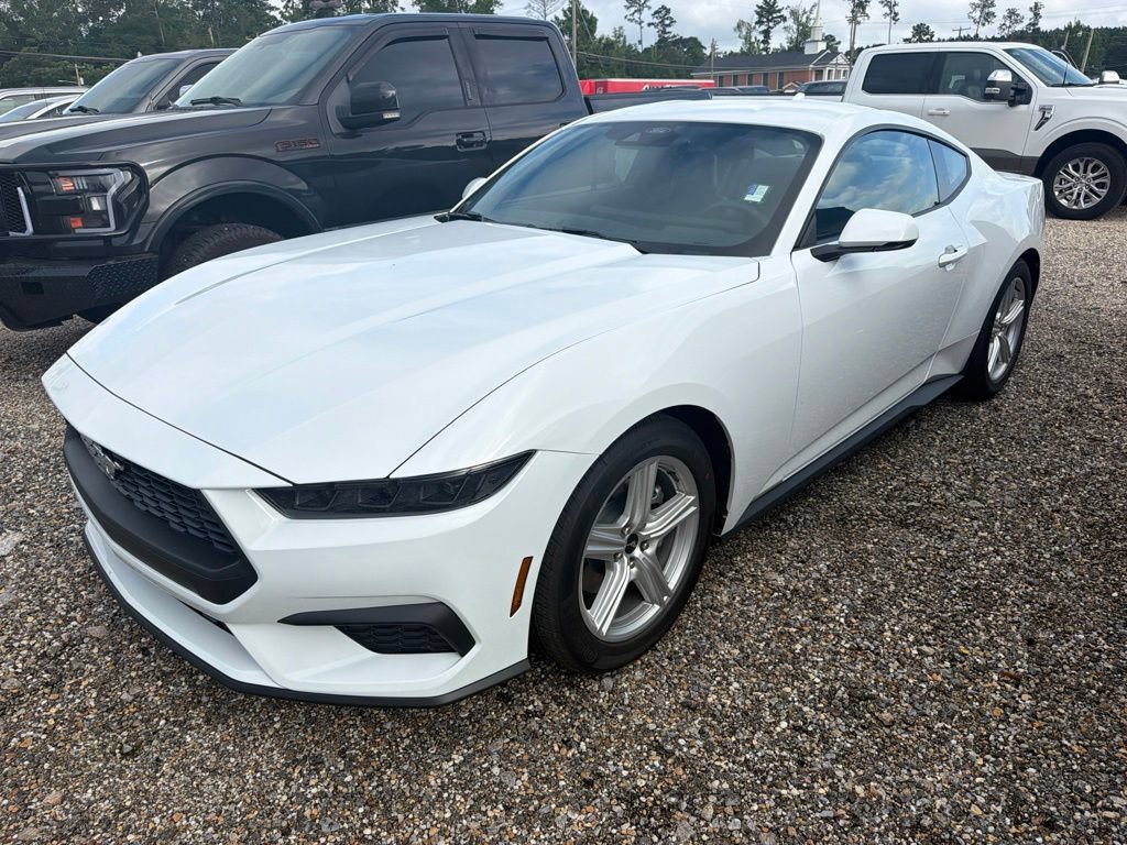 Used 2026 Ford Mustang Premium RWD image 1