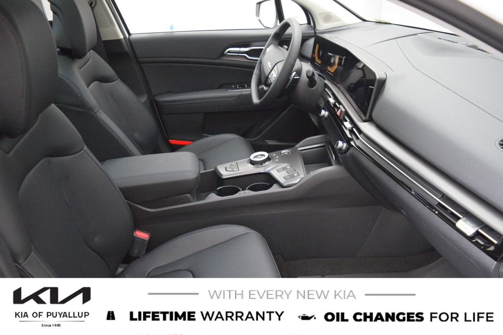 New 2026 Kia Sportage EX image 16