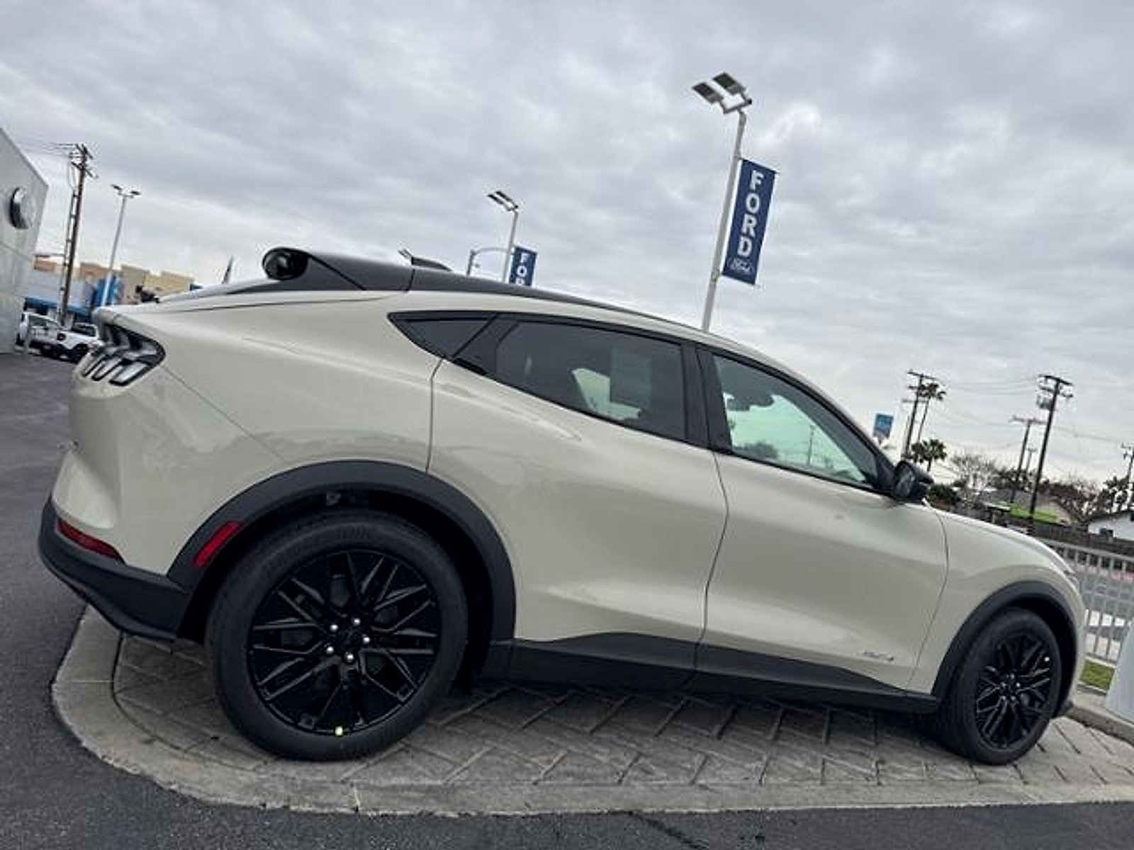 New 2026 Ford Mustang Mach-E Select RWD image 2