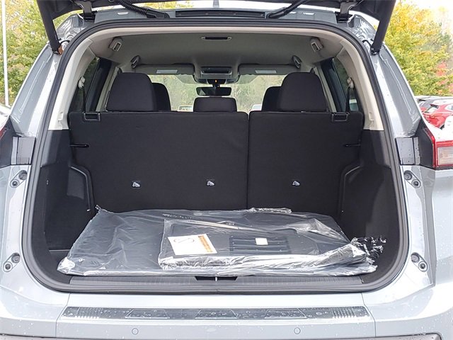 New 2026 Nissan Rogue SV image 8