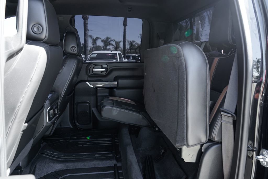 Used 2021 Chevrolet Silverado 2500 LTZ w/ Carhartt Edition image 38