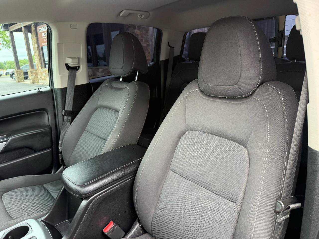 Used 2019 Chevrolet Colorado LT w/ LT Convenience Package RWD image 14
