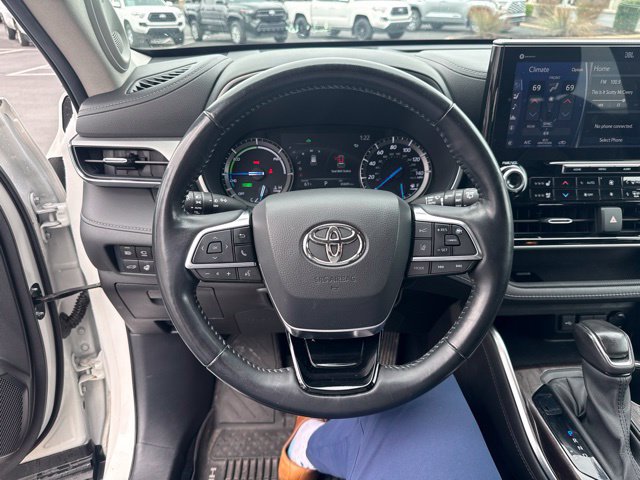 Used 2021 Toyota Highlander Platinum AWD/4WD image 20