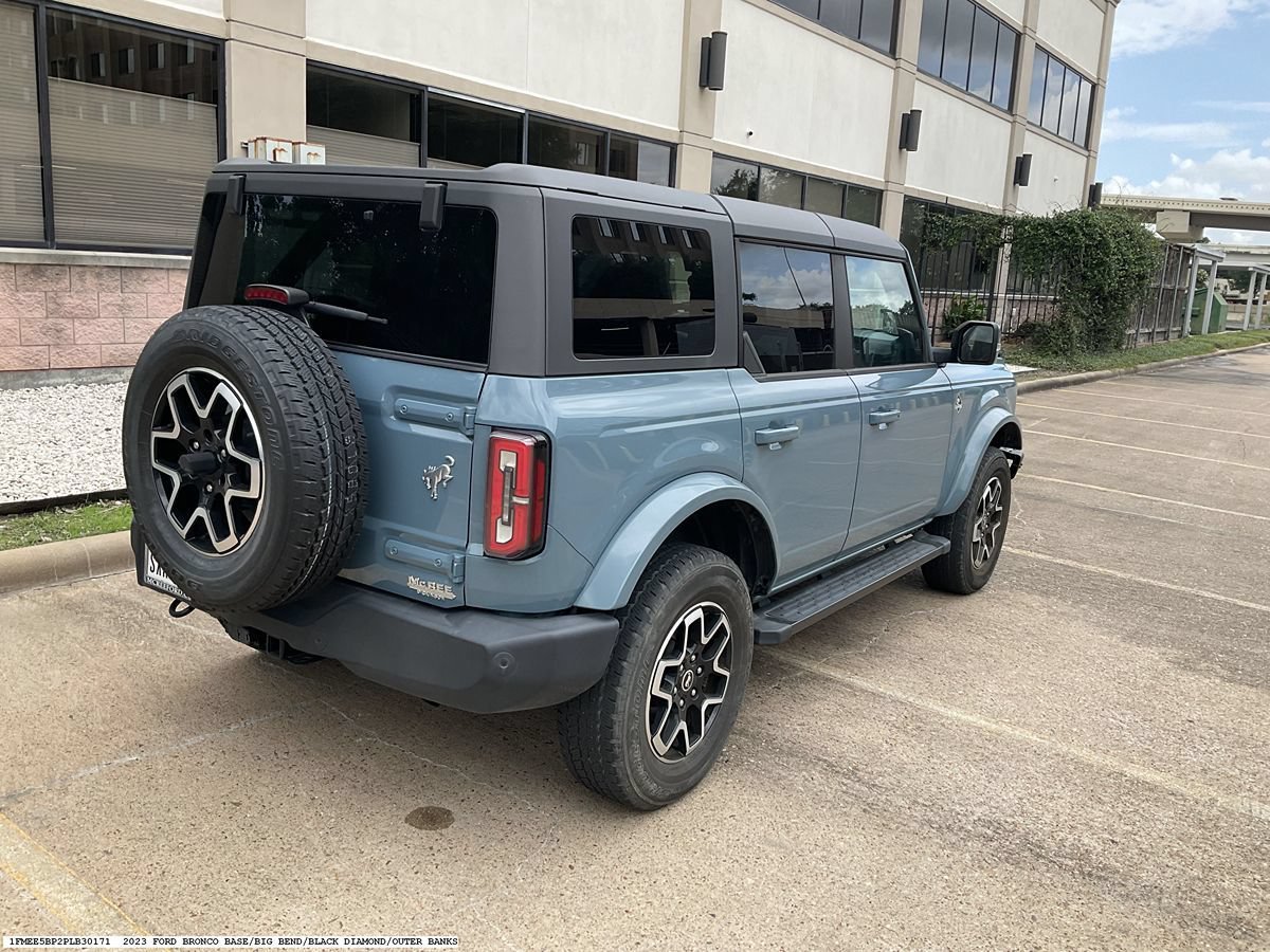 Used 2023 Ford Bronco Outer Banks AWD/4WD image 5