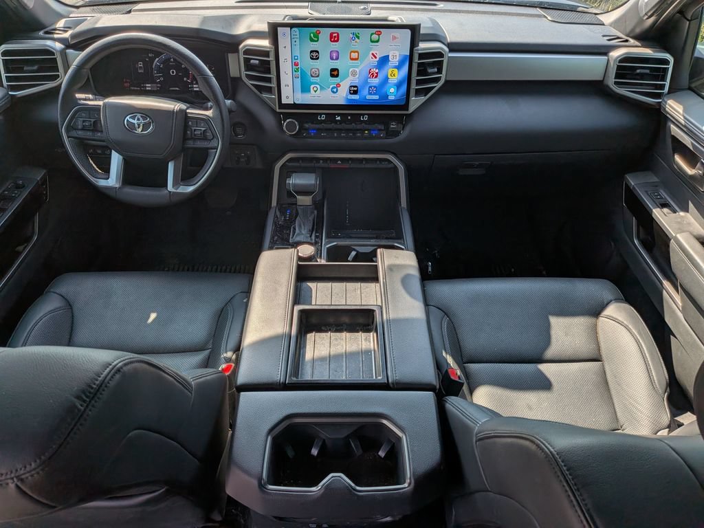 Used 2025 Toyota Tundra Limited AWD/4WD image 28