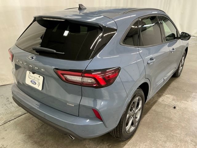 Used 2024 Ford Escape ST-Line w/ Equipment Group 301A image 3