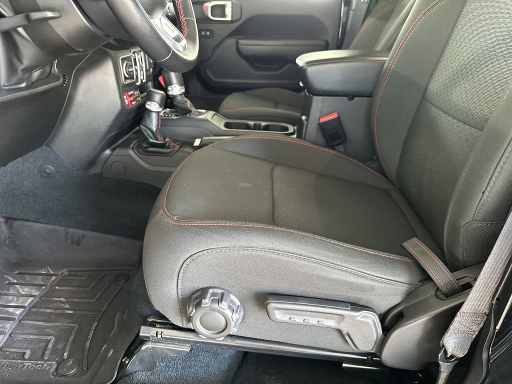 Used 2022 Jeep Wrangler Unlimited Rubicon image 14