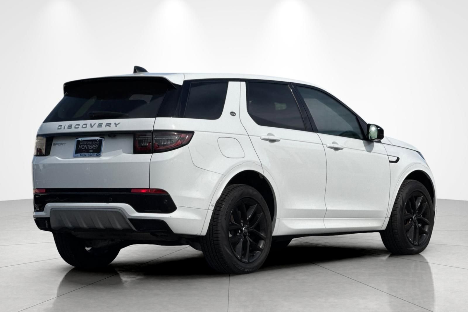 Used 2024 Land Rover Discovery Sport S image 6