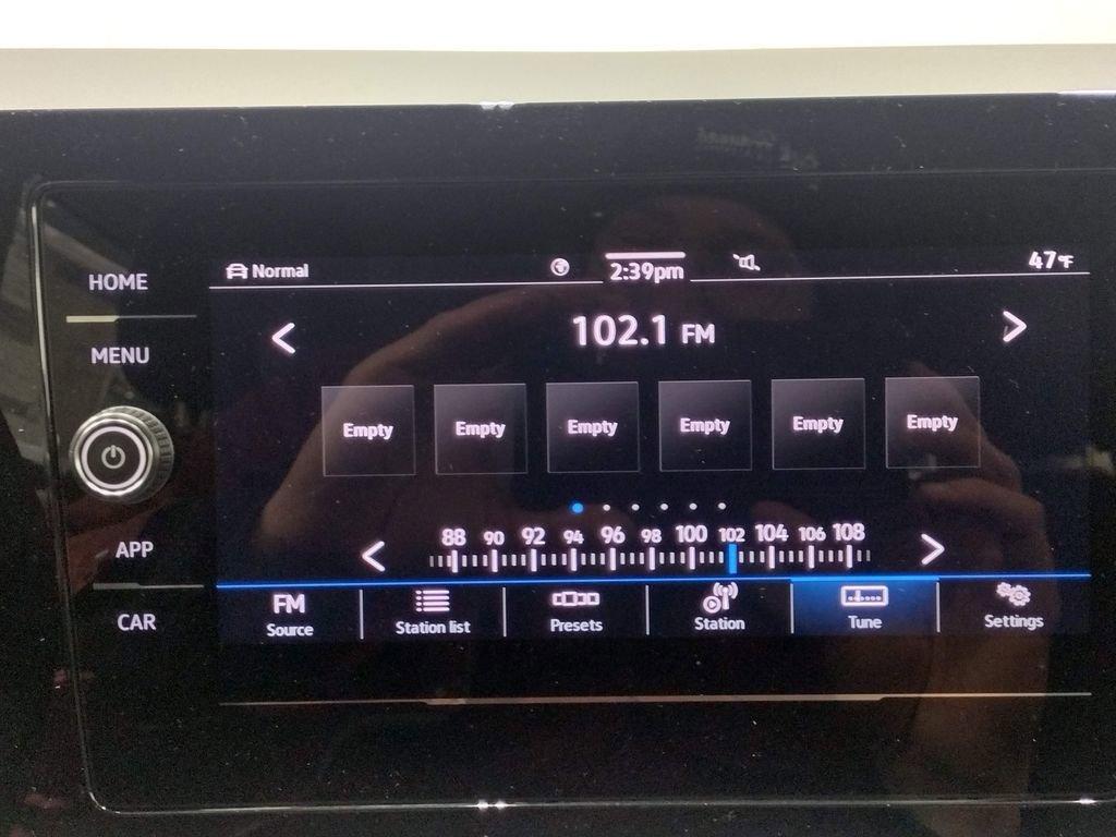 New 2026 Volkswagen Taos S image 29