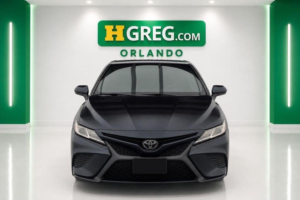 Used 2019 Toyota Camry SE FWD image 7