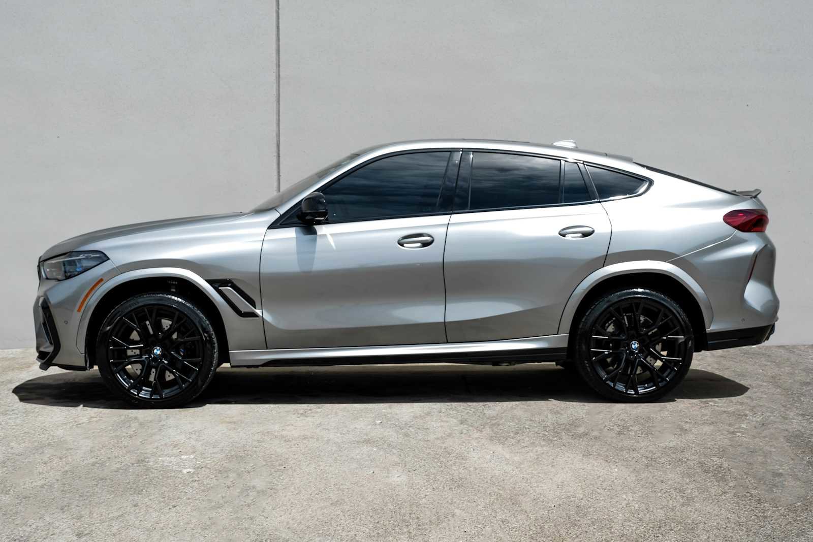 Used 2022 BMW X6 M w/ Competition Package AWD/4WD image 11