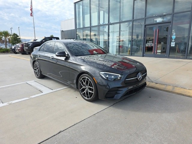 Used 2022 Mercedes-Benz E 350 Sedan image 2