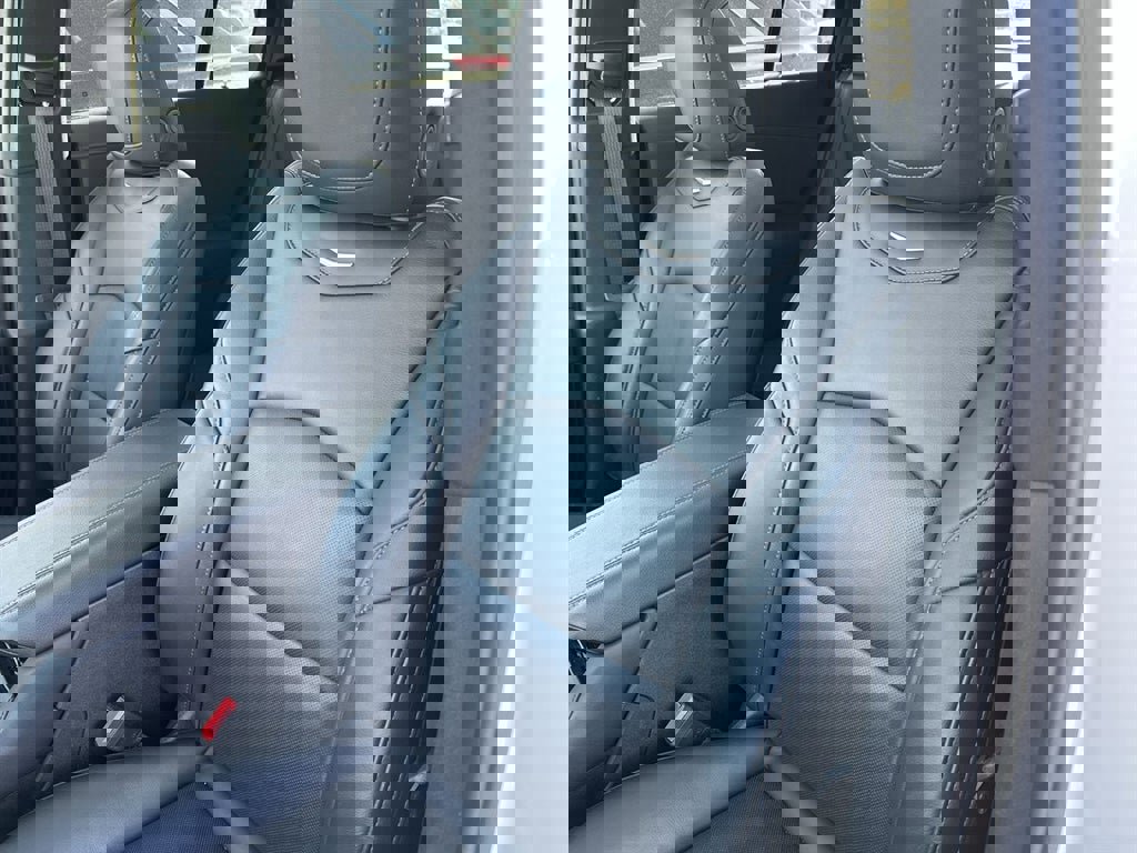 Certified 2023 Cadillac XT4 Sport image 11