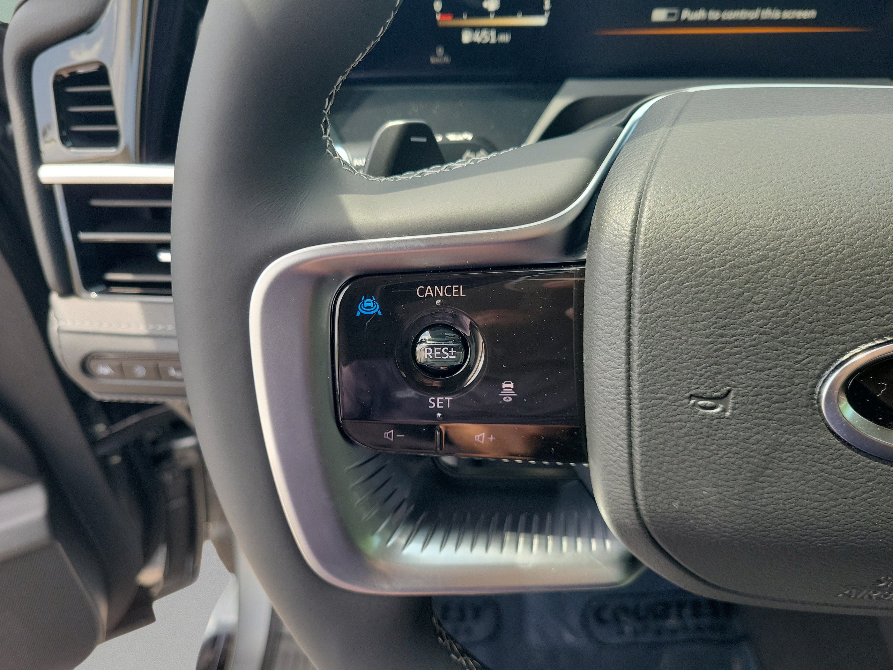 New 2027 INFINITI QX80 Luxe w/ Cargo Package RWD image 10