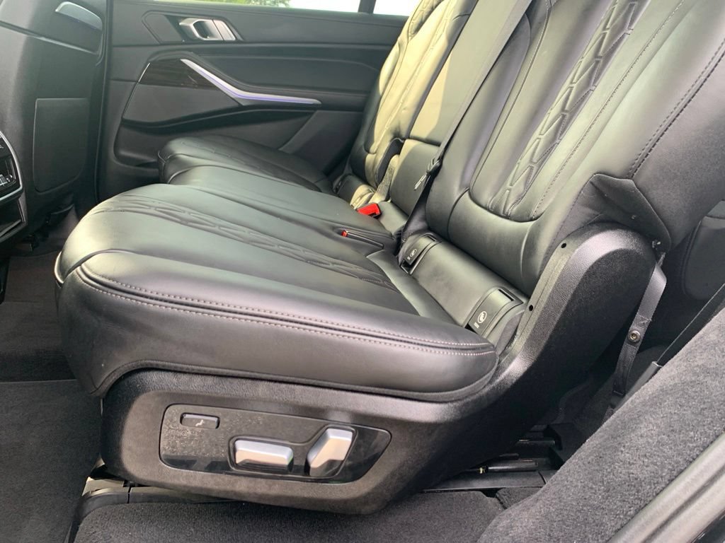 Used 2025 BMW X7 xDrive40i AWD/4WD image 22