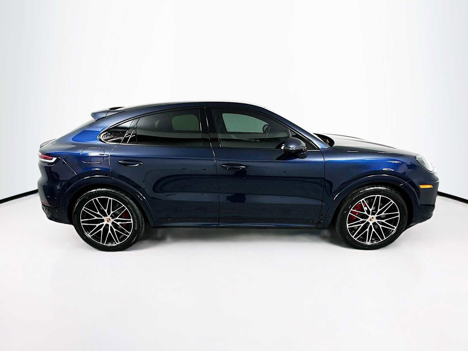 New 2026 Porsche Cayenne S image 8