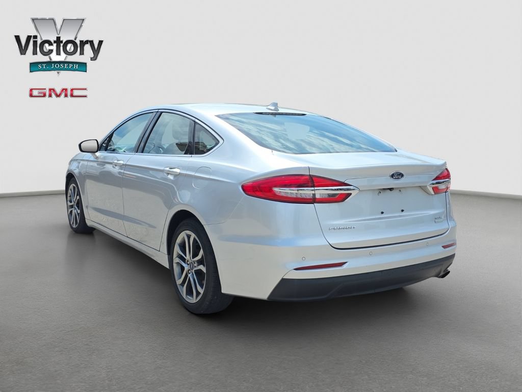 Used 2019 Ford Fusion SEL FWD image 15