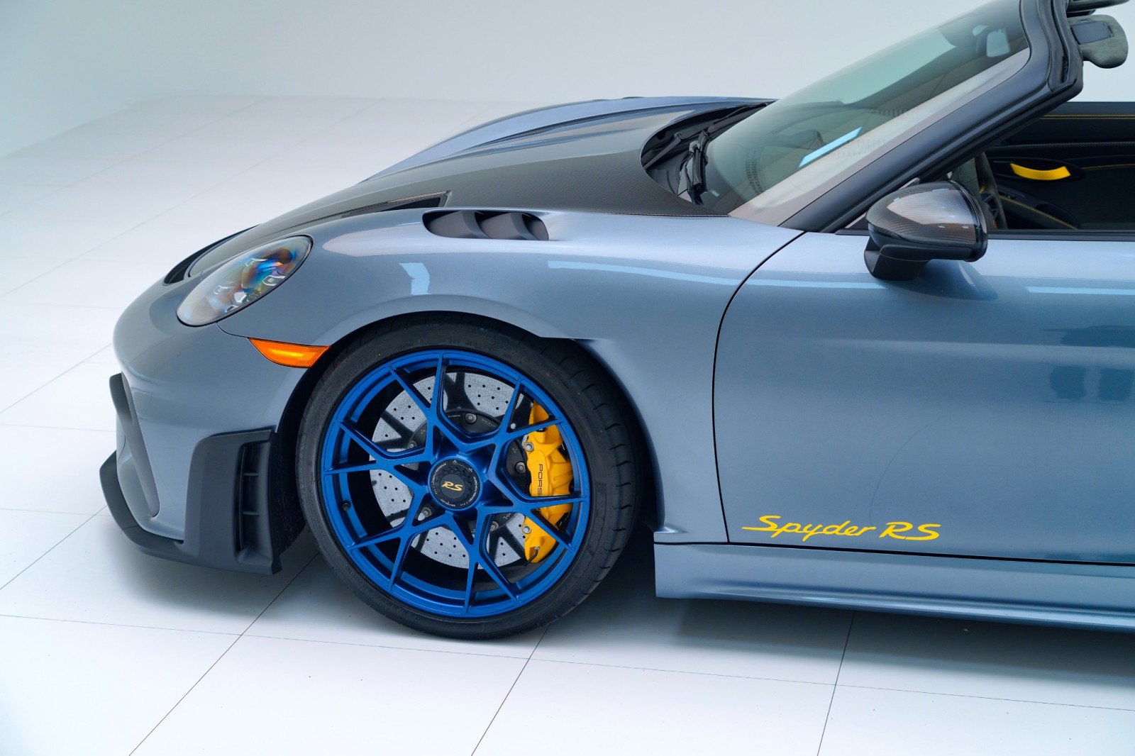 Certified 2025 Porsche 718 Boxster Spyder RS image 11