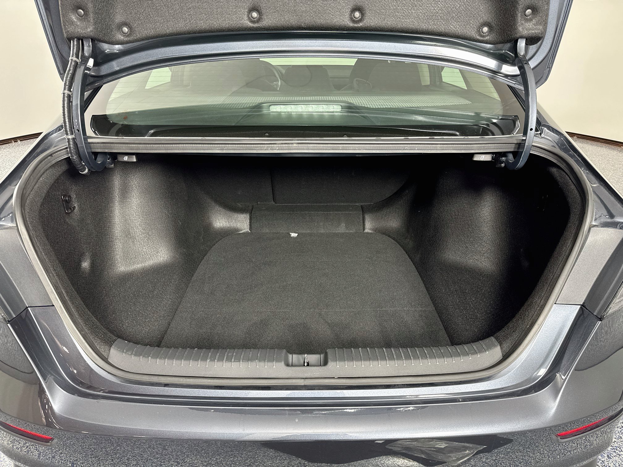 Certified 2024 Honda Accord EX image 25