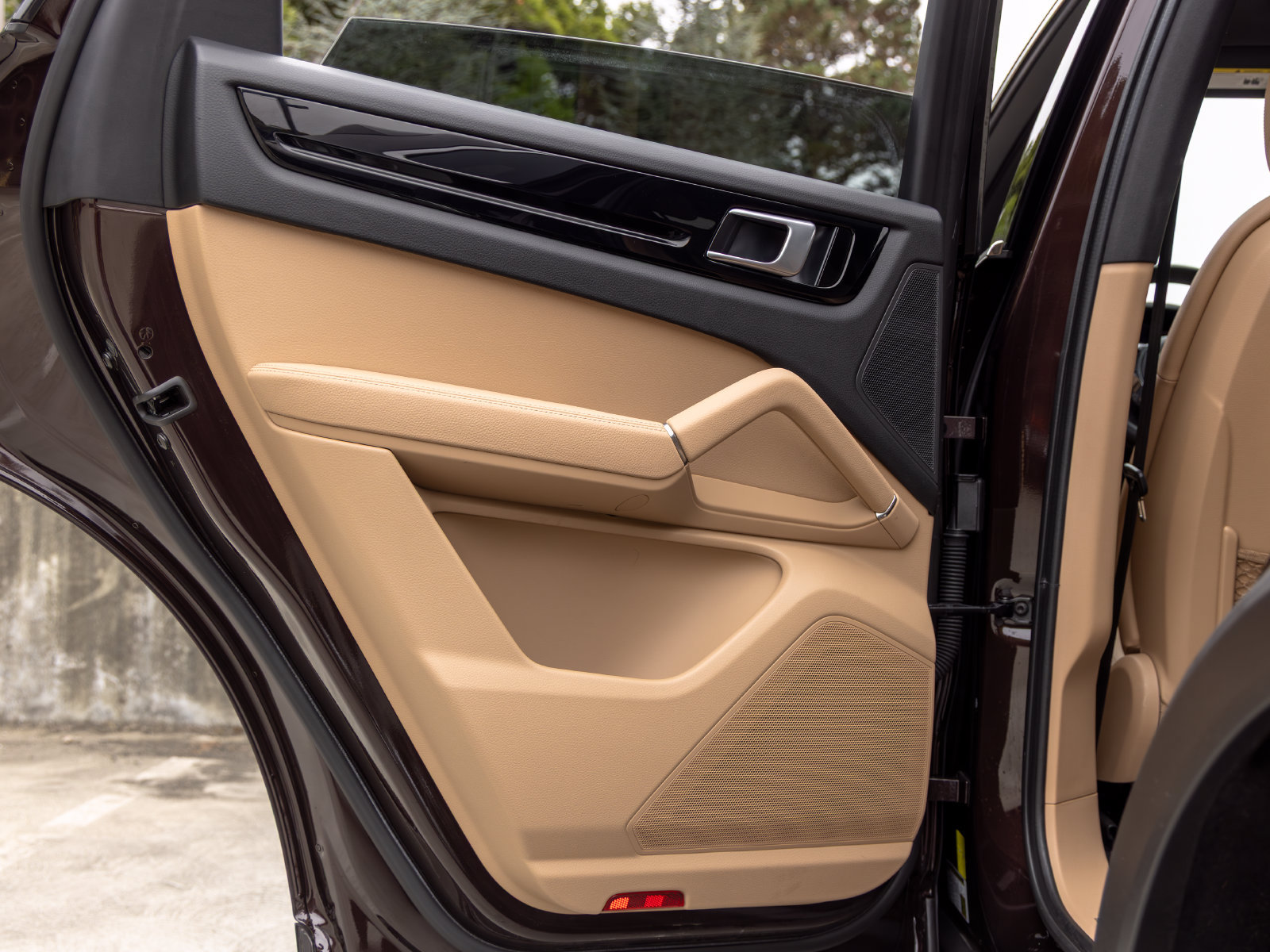 Certified 2021 Porsche Cayenne AWD/4WD image 42