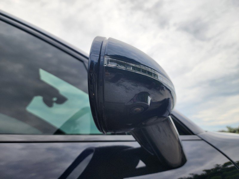 Used 2023 Porsche Macan image 25