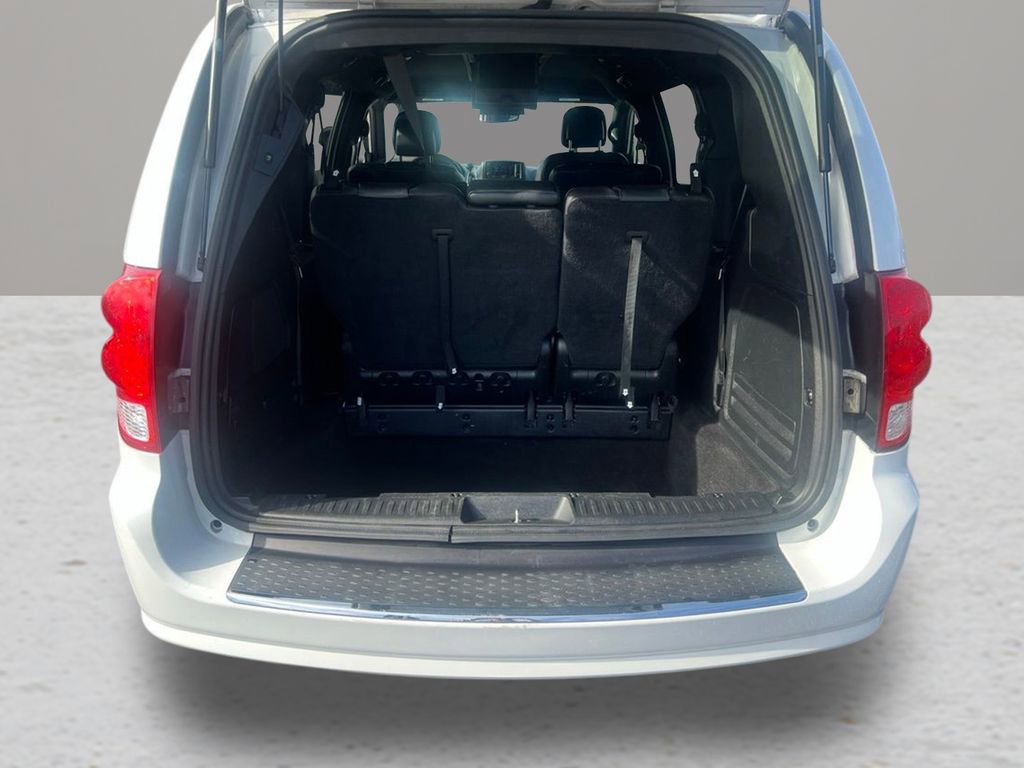Used 2019 Dodge Grand Caravan GT image 32